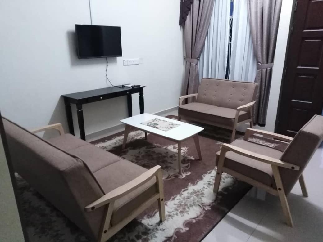 Patin Guest House @Desa Telok Ira, Temerloh Pahang Kampong Paya Kerinau Bagian luar foto